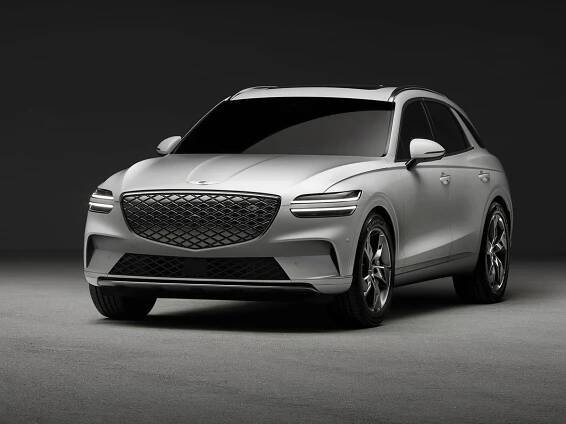 Genesis GV70 už má také elektrickou verzi. Má až 360 kW a ujede přes 500 km