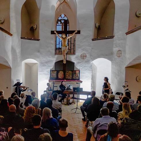 Ohlédnutí za Hudebním festivalem Znojmo. Koncert při svíčkách zaplnil kapli