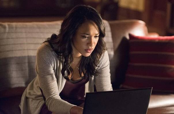 Flash - Reverse Flash se vrací - Z filmu - Candice Patton