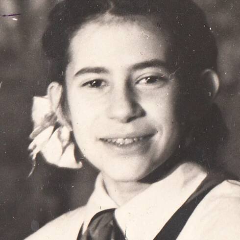 Soubor:Inna-14-years-old.jpg