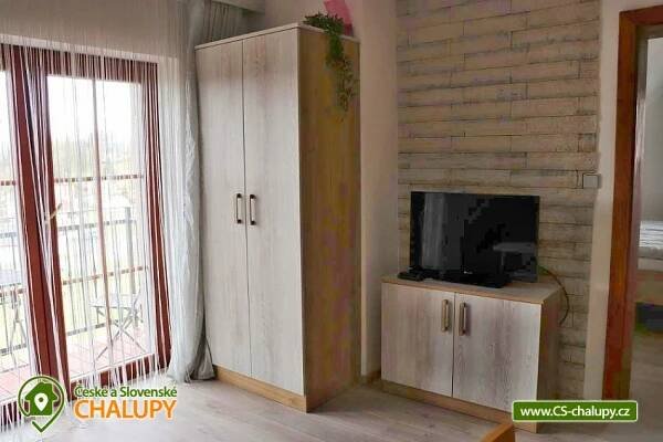 Rodinná chalupa - apartmány - výhled na Lipno (2C-265): CS chalupy, pronájem chaty a chalupy