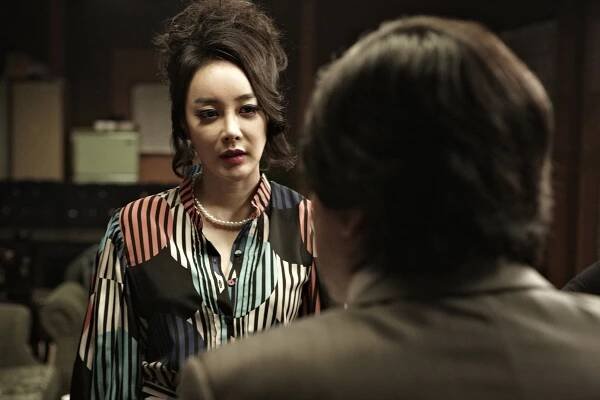 Bumchoiwaui junjaeng : nabbeunnomdeul jeonsungshidae - Z filmu - Hye-eun Kim