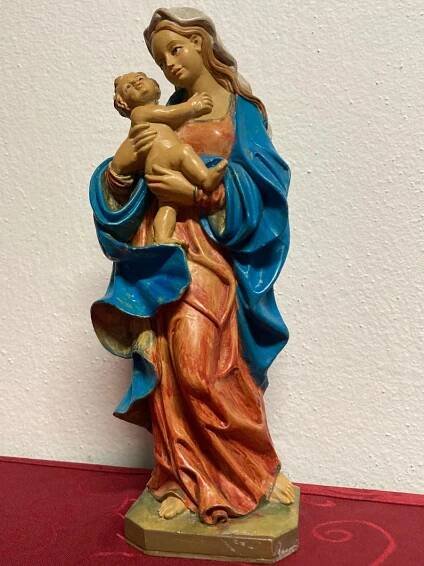 Soška Madony