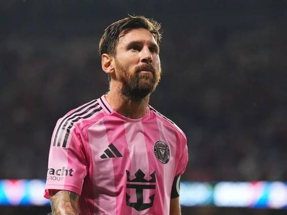 Javier Mascherano makes his feelings clear as more asked of Lionel Messi