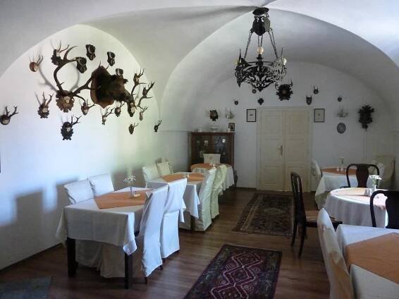 SCHLOSSHOTEL ZDIKOV - Prices & Hotel Reviews (Bohemia)