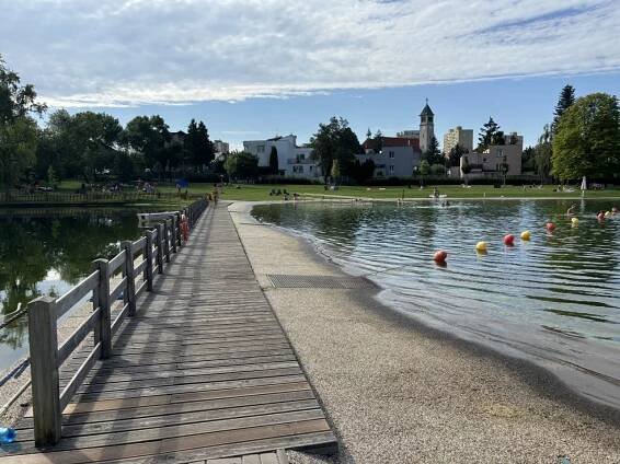 Koupaliště Biotop Lhotka - Praha 4 | Ověřeno rodiči