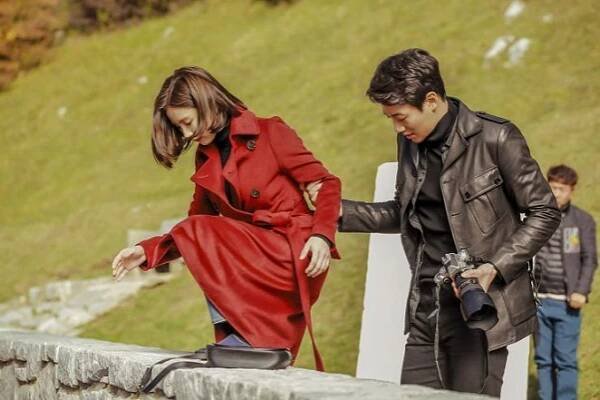 Se-kyung Shin, Rae-won Kim - Černý rytíř: Muž, který mě hlídá - Z filmu
