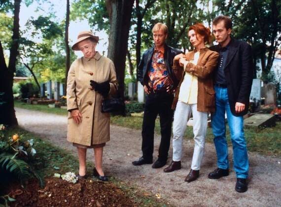 Volejte policii 110 - Gänseblümchen (S26E02) (1997)