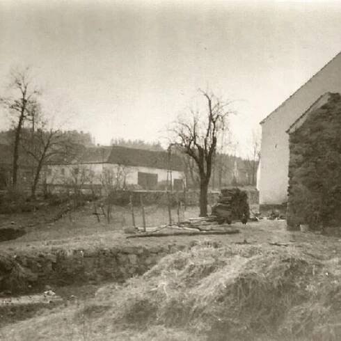 Chlumec čp. 4, spadlý chlév