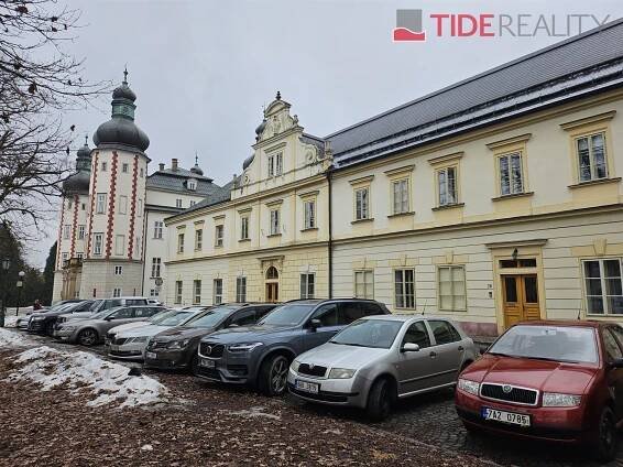 Prodej kompletně zrekonstruovaného bytu v blízkosti zámku v historickém centru Vrchlabí | Reality.iDNES.cz 