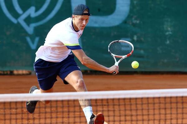 Borg už zase vítězí. Syn legendárního otce má první skalp na okruhu ATP