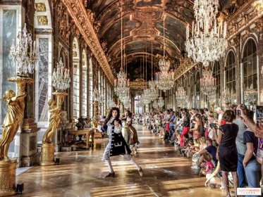 Návštěva zámku Versailles a jeho programu