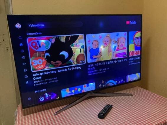 3D FULL HD LED Smart Televize Samsung UE48H6470 - 121 cm - Wifi