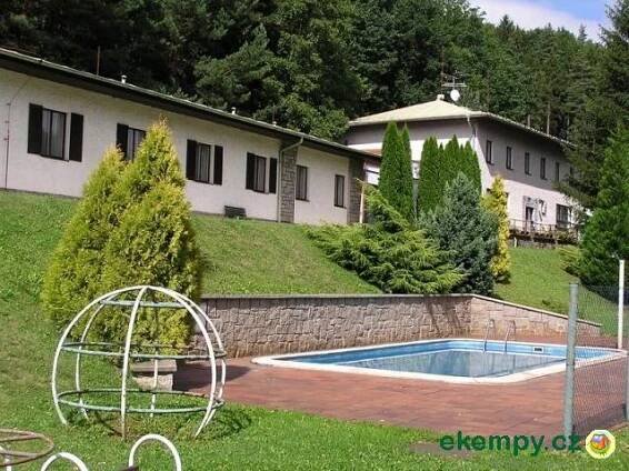 Nejlepší kempy Středočeský kraj | eKempy.cz > autokempy, apartmány, bungalovy, mobilní domy, chatky, ubytování v ČR