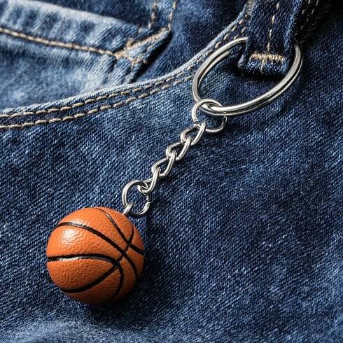 PŘÍVĚSEK NA KLÍČE SPORTOVCE BASKETBAL, PERFEKTNÍ DÁREK PRO MILOVNÍKY TÉTO HRY Značka Gadget Master