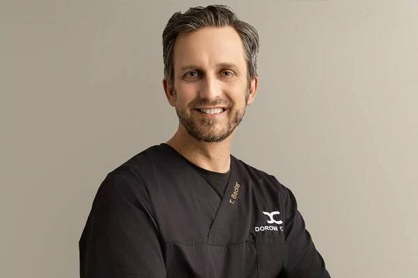 Thomas Becker - Zahnarzt - Dorow Clinic