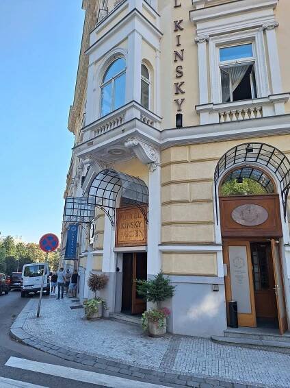 HOTEL KINSKY FOUNTAIN - Updated 2025 Reviews, Photos & Prices