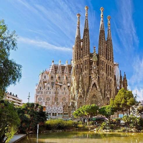 Barcelona: Sagrada Familia a Park Guell Prohlídka pro malé skupiny.
