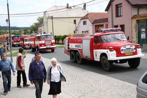 Oslavy 120. let založení SDH - Oficiální stránka obce Chlumčany