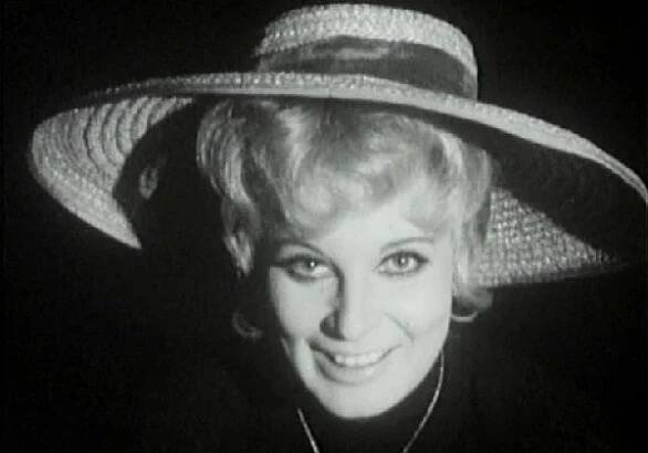 Laďka Kozderková - 1971