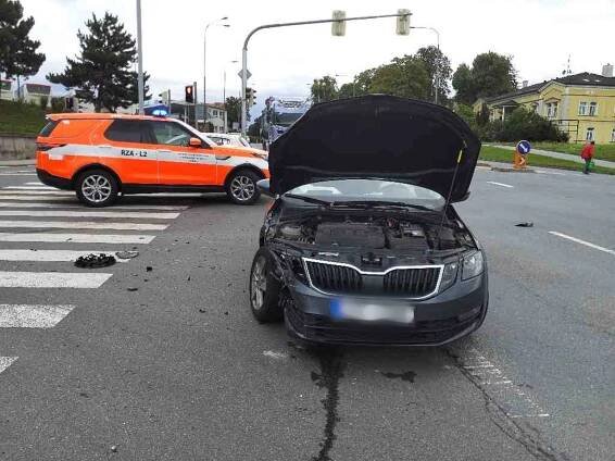 Ranní nehoda na průtahu Vyškovem: dopravní komplikace, zranění lidé