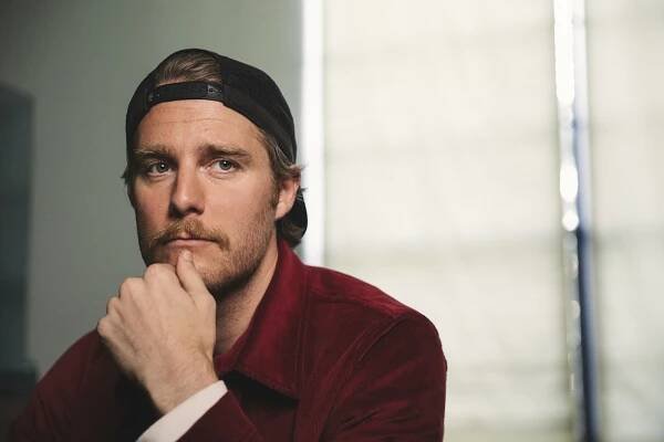 Shanna_Fisher_Jake_McDorman_Imagista_17