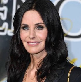 Courteney Cox says her skin was at its best at this surprising age