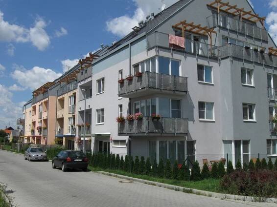 Praha - Kbely,Nouzov bytová vystavba
