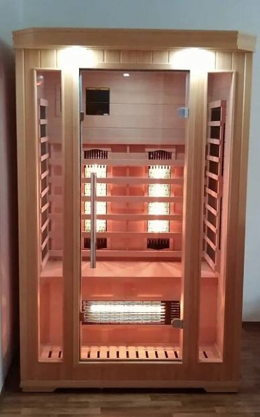 Relaxační balíček pro pány: infrasauna, masáž zad a dolních končetin, nealko pivo