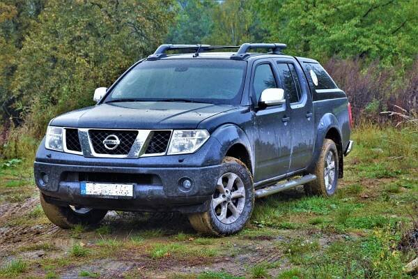 2008 Nissan Navara / Frontier II D40, 2. generace 2.4 diesel 126 kW