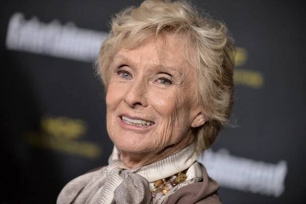 Cloris Leachman Dead: 8-Time Emmy Winner, 'Last Picture Show' Oscar Winner Was 94
