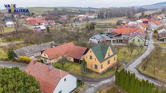 Rodinný dům, Komárno, okres Kroměříž - jiridostal.cz