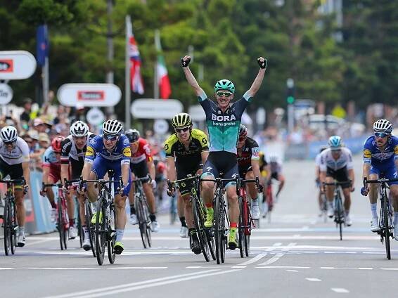 McCarthy wins 2018 Cadel Evans Great Ocean Road Race