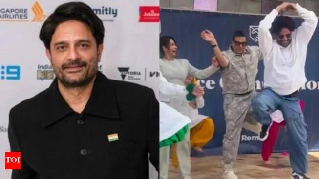 Jaideep Ahlawat breaks into bhangra and fans can't get enough of it; Video goes viral - Watch