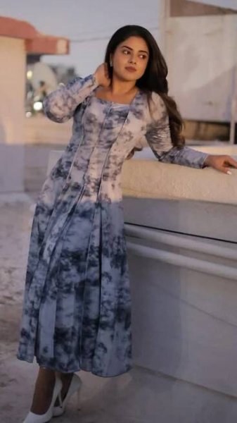 In Pic: Radiant Pictures of Siddhi Idnani