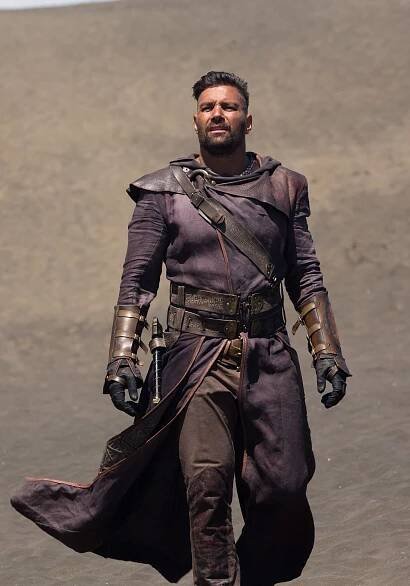 Letopisy rodu Shannara - Vyvolení - 2. část - Z filmu - Manu Bennett