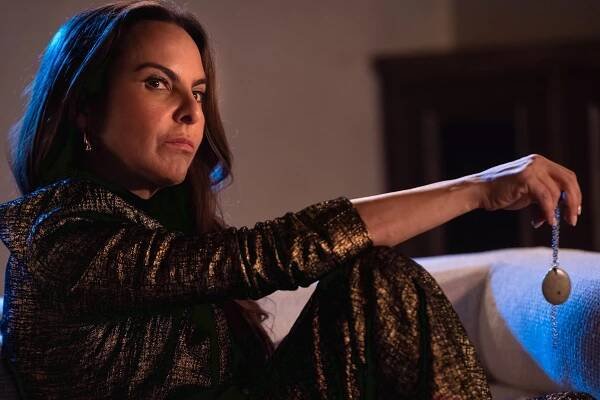 Uklízečka - Série 3 - Arman - Z filmu - Kate del Castillo
