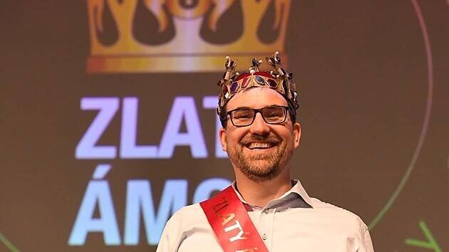 Titul Zlatý Ámos pro nejoblíbenějšího učitele v Česku získal loni učitel matematiky Marek Valášek z Anglicko-českého gymnázia Amazon v Praze. (25. března 2022)