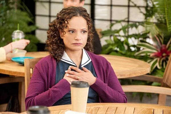 Devious Maids - Scrambling the Eggs - Z filmu - Judy Reyes