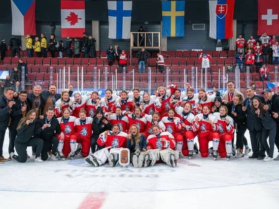 Česká ženská hokejová reprezentace - Sport.cz
