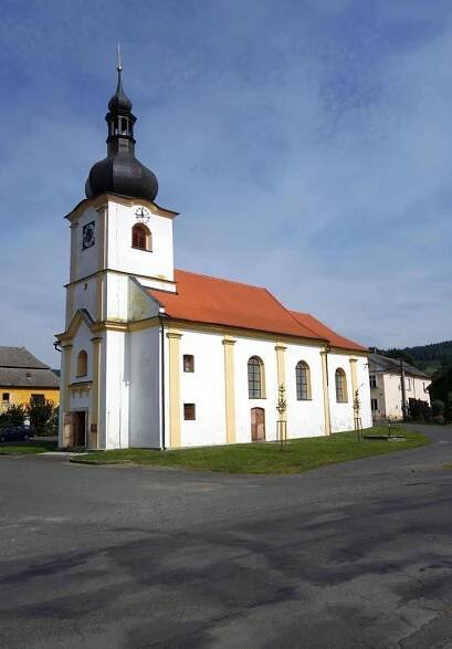 Obec Pocinovice zahájila veřejnou sbírku na opravu kostela sv. Anny 1