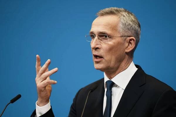 Šéf NATO: Západ sa musí pripraviť na dlhú vojnu