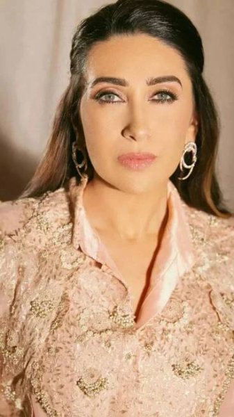 Karisma Kapoor sheds ethnic fashion inspiration in a pink co-ord set