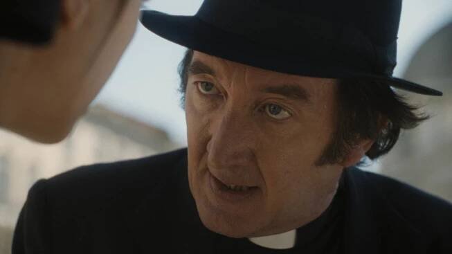 První znamení: Přichází satan! - Z filmu - Ralph Ineson