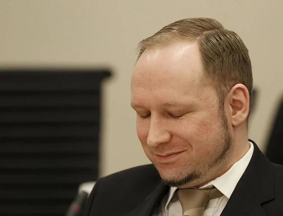 Breivik u soudu