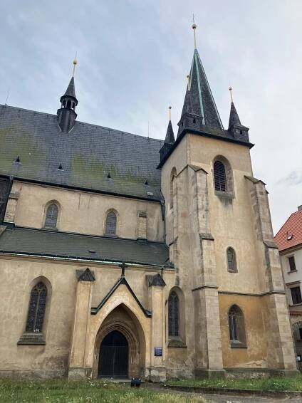 Kostel sv. Gotharda - Slaný - Sakrální architektura - Monumentální - kostely, kláštery - Středočeský kraj - Slaný