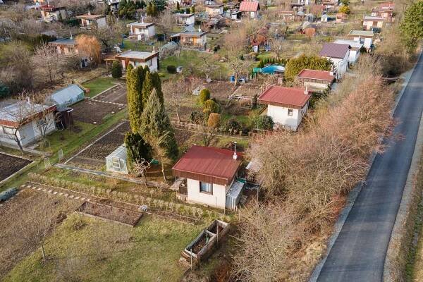PRODÁNO - Zahrada s chatkou 381 m2, Zlín - Malenovice - Tomáš Konior