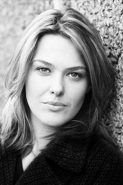 Sally Bretton herečka