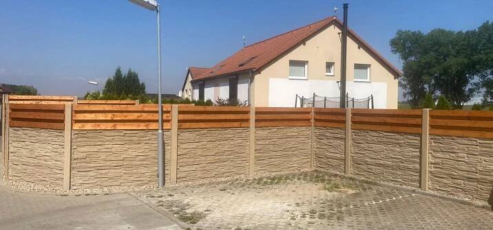 Betonový plot CIHLA OSTRÁ (oboustranný / jednostranný) – Top Beton Zaun