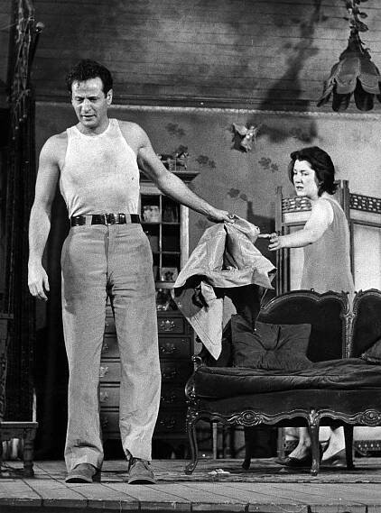 File:Eli Wallach and Maureen Stapleton - 1951.jpg - Wikipedia